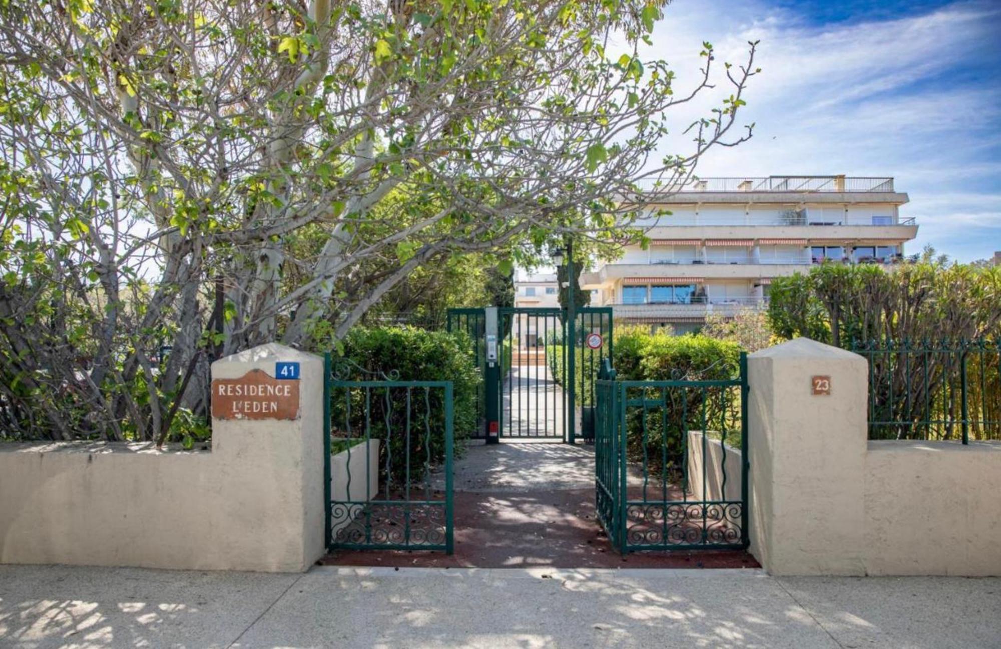 Un Nid A Saint Tropez Saint-Tropez Exterior foto